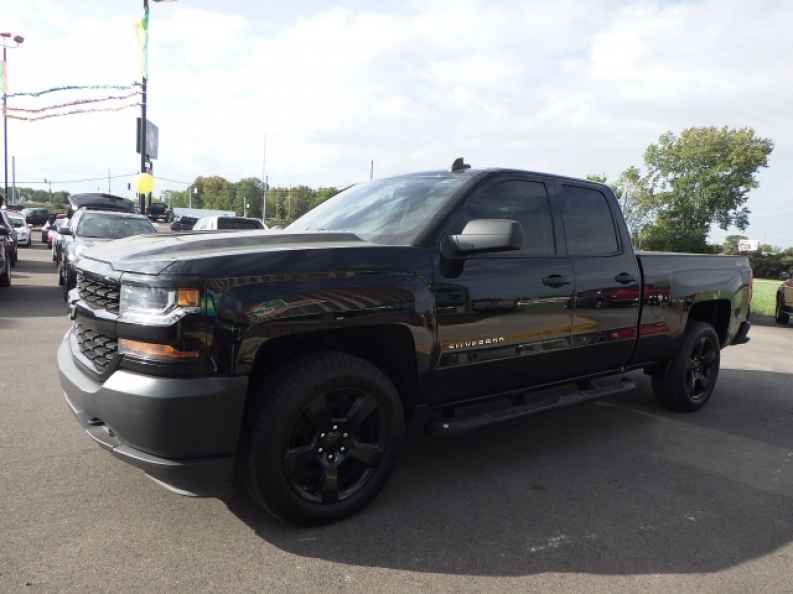 Chevy 4×4 Trucks in South Bend, Indiana